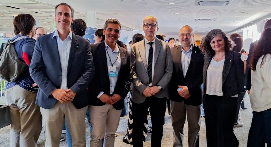 La comunidad académica y científica de la FCQ participa del Congreso de Biotecnología