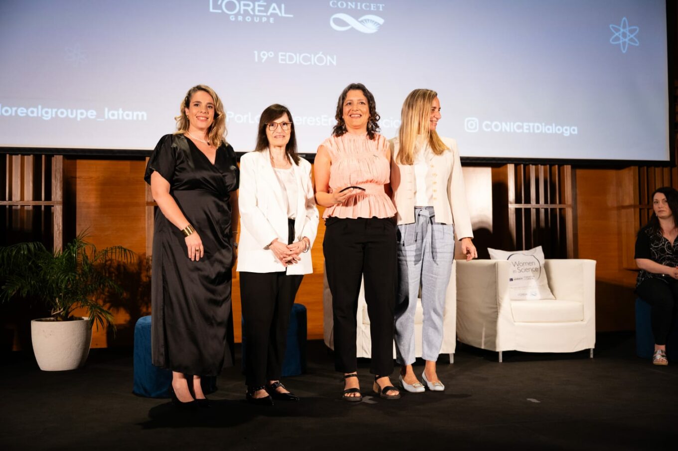 image-2025-11-11-at-22.55.53