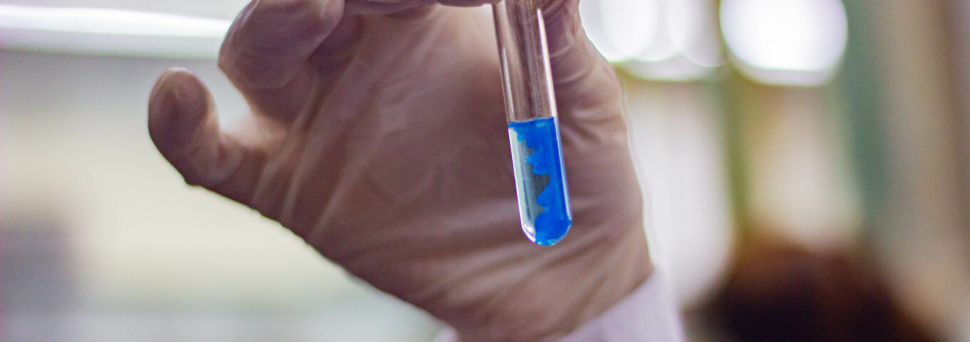 La FCQ organiza la Jornada por el Día de las y los profesionales de Bioquímica y Biotecnología