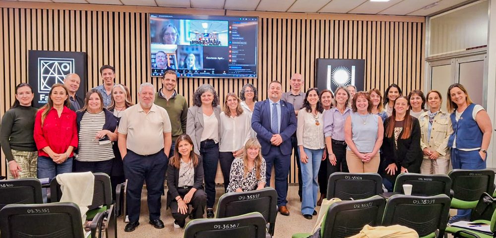 La decana Silvia Correa participó de las IV Jornadas y Plenaria del ECUAFyB en Corrientes