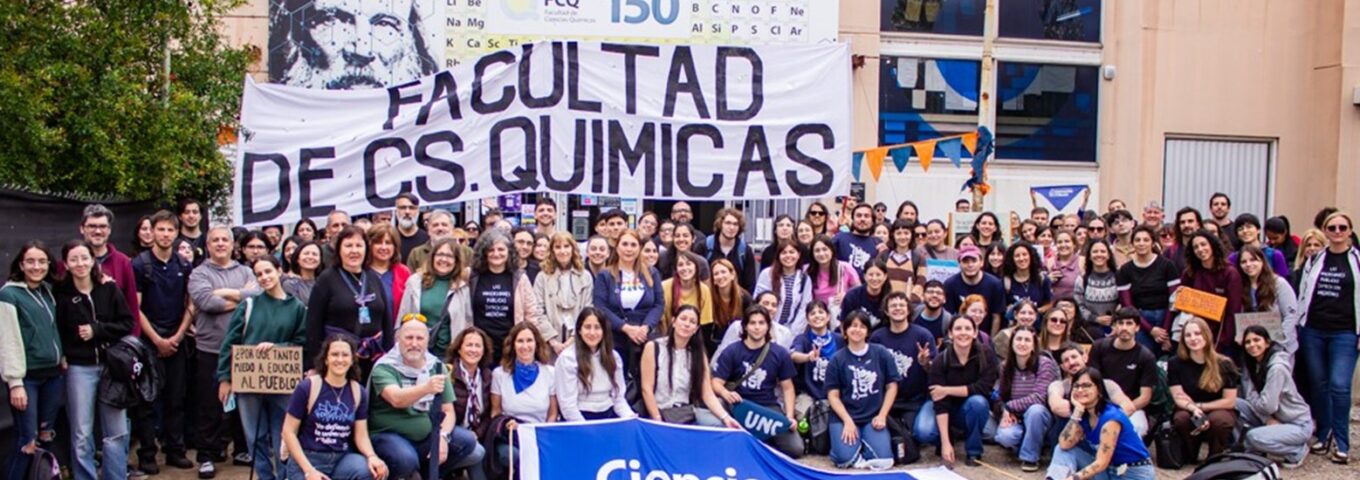 La FCQ participó de la 5ta Marcha Federal en reclamo del cumplimiento de la Ley de Financiamiento Universitario